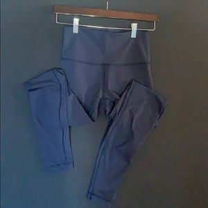 Lululemon navy wonder under legging